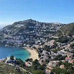 Familiale Piscine Privee Et Magnifique Vue Villa