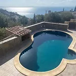 Familiale Piscine Privee Et Magnifique Vue